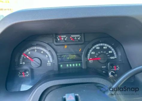 2014 Ford Econoline E250 Van z USA, uszkodzony, nr VIN 1FTNS2EWXEDA65012